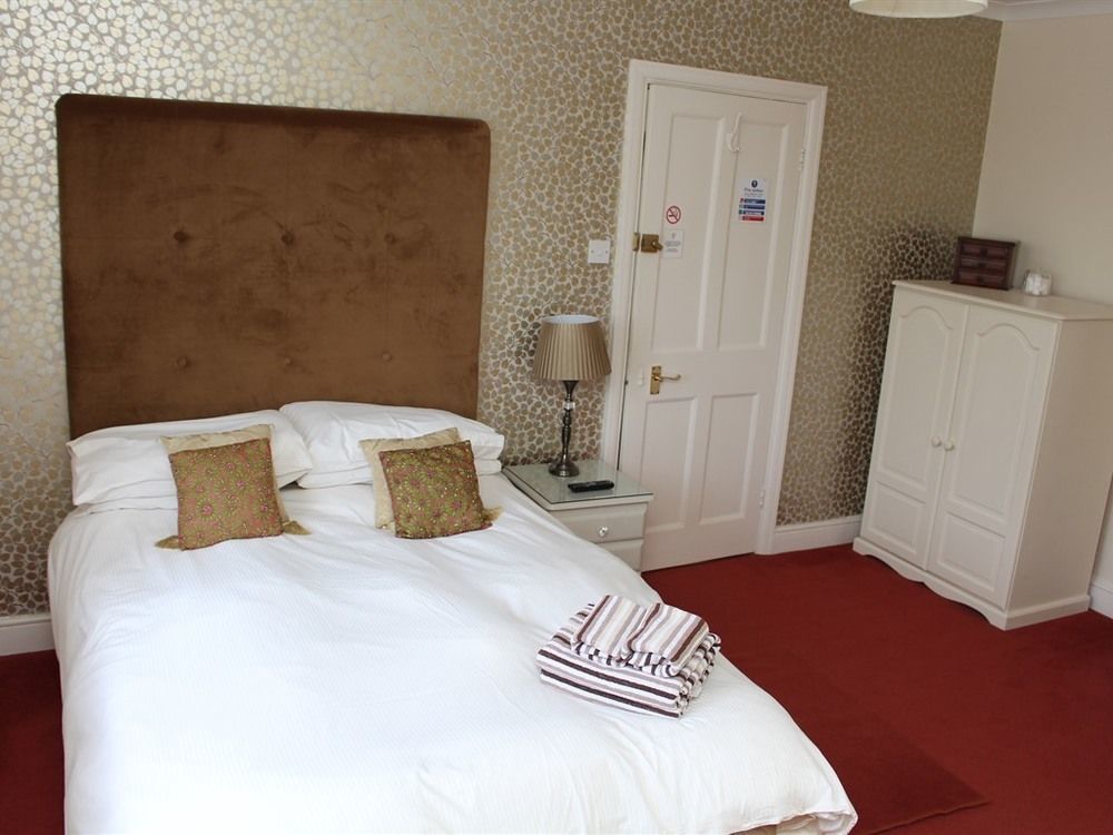וויטני Laurels Guesthouse מראה חיצוני תמונה