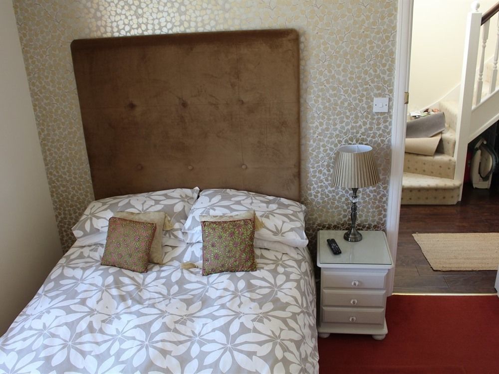 וויטני Laurels Guesthouse מראה חיצוני תמונה