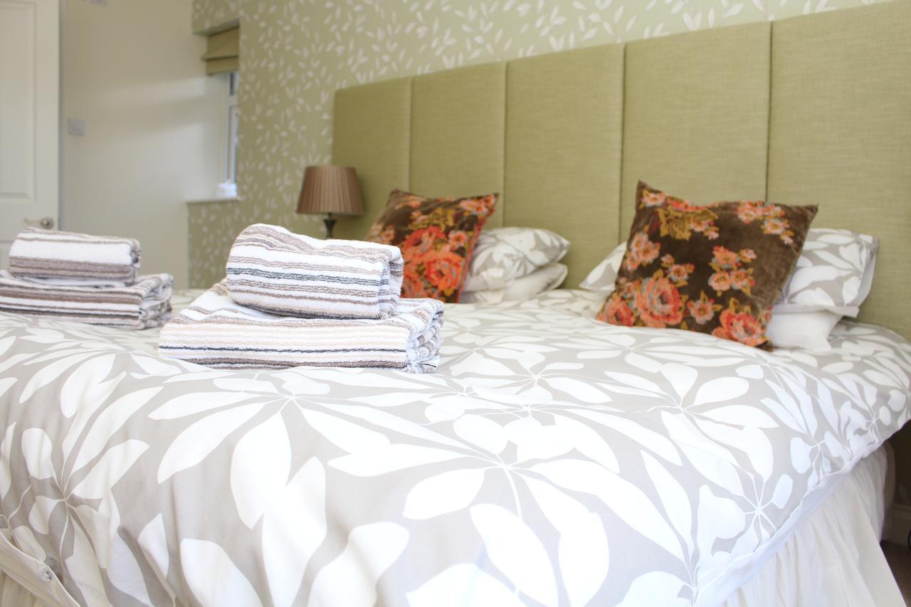 וויטני Laurels Guesthouse מראה חיצוני תמונה