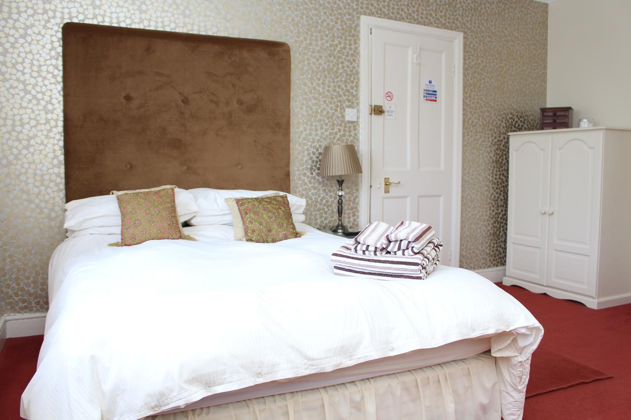וויטני Laurels Guesthouse מראה חיצוני תמונה